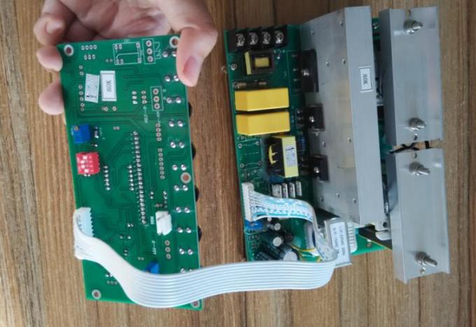80k表示画面板との緑の超音波サーキット ボードの多頻度