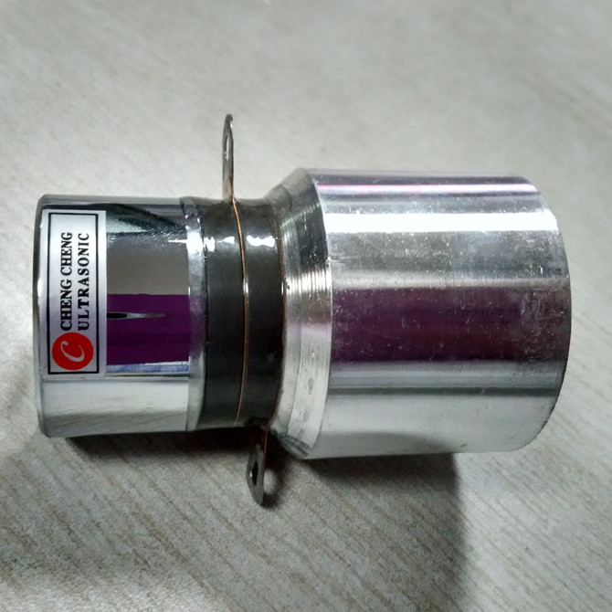 単調超音波Piezoトランスデューサー50w 28kのステンレス鋼材料